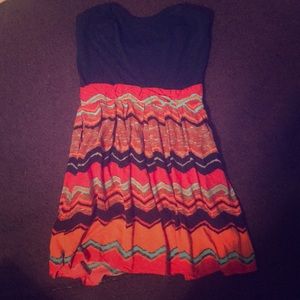 Classy Strapless Summer Dress